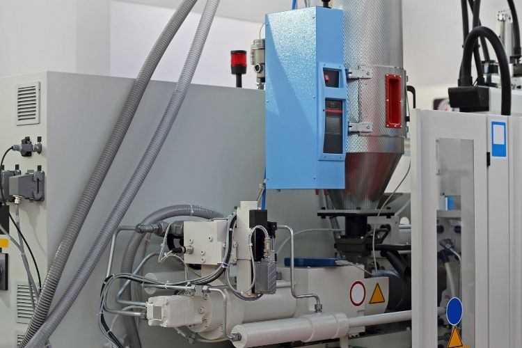 II. Advanced Injection Molding Processes